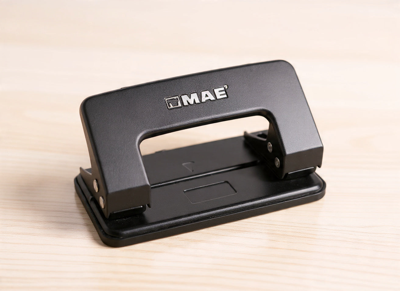 Mini Perforadora Metálica MAE PMM-2